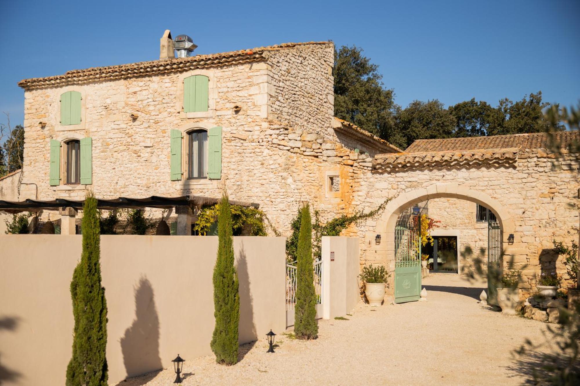 Maison Roucas - Restaurant Et Chambres D'Hotes Solérieux Exterior foto